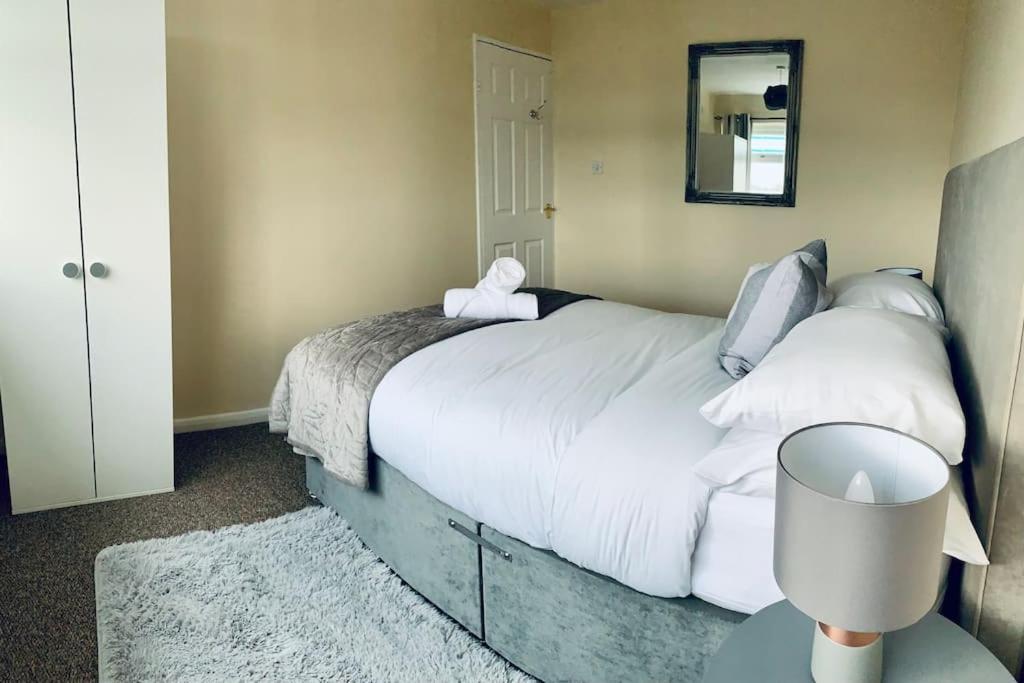 Homely Detached 3 Bedroom House Near Sheffield ロザーハム エクステリア 写真